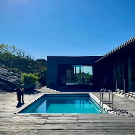 Exclusive With Pool, Coastal Rocks & Privacy Βίλα *